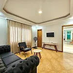 Casa 6 Quartos Padrao Top Area Nobre Prox Atrativo