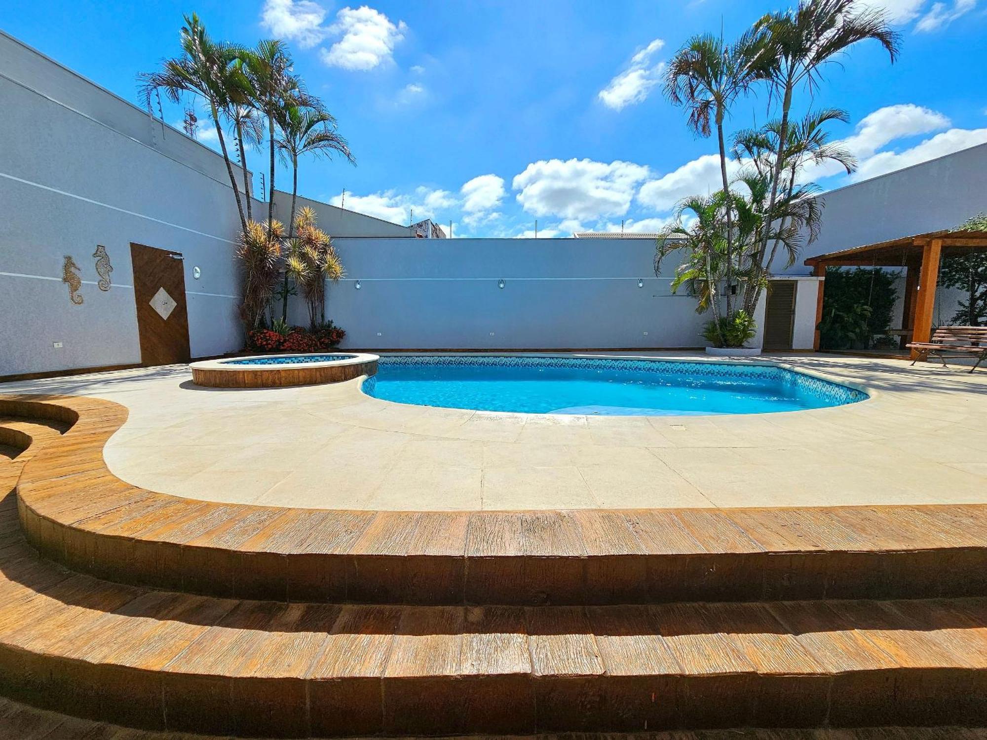 Casa 6 Quartos Padrao Area Nobre Prox Atrativo Сasa de vacaciones *