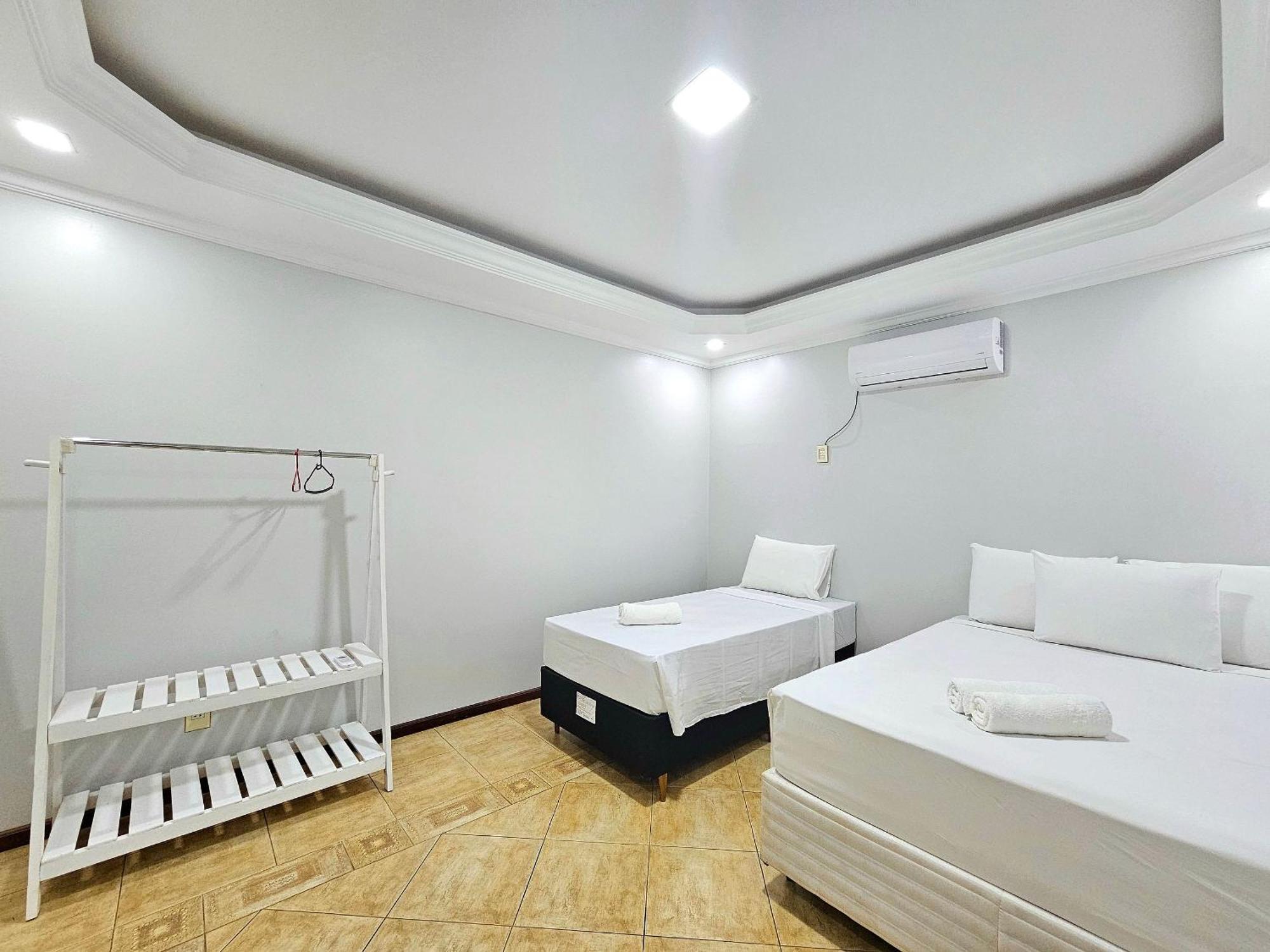 Сasa de vacaciones Casa 6 Quartos Padrao Area Nobre Prox Atrativo Foz do Iguaçu