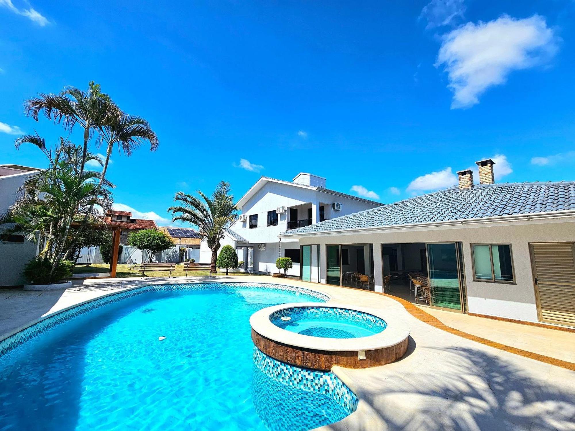 Сasa de vacaciones Casa 6 Quartos Padrao Area Nobre Prox Atrativo Foz do Iguaçu